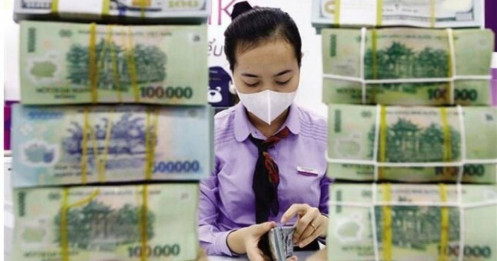 Vì sao cuộc đua lãi suất chưa giúp ngân hàng hút được tiền gửi?