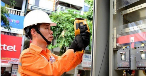 Nghịch lý tại EVN: Tập đoàn hết lỗ, công ty mẹ vẫn chưa thoát âm