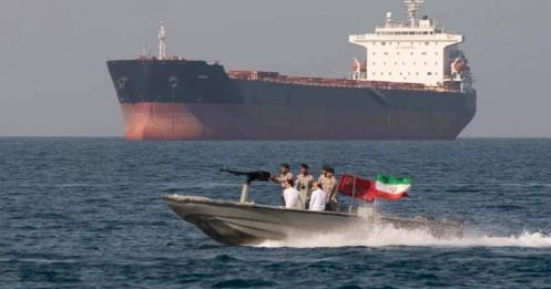 Iran "siết" yết hầu năng lượng toàn cầu