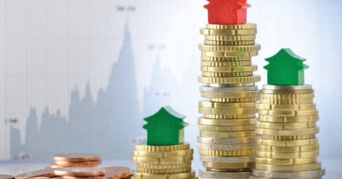 Loạt 'ông lớn' đồng loạt tăng vốn, thị trường đang phát đi tín hiệu gì?