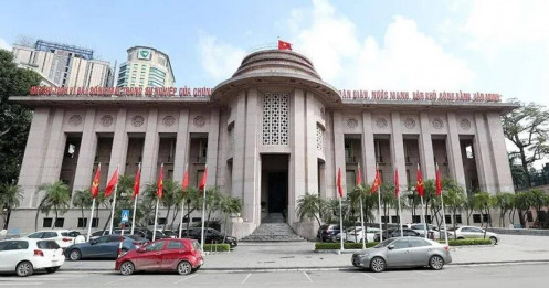 Vì sao lãi suất khó giảm dù đã có chỉ đạo hạ nhiệt?