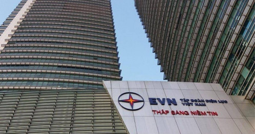 EVN đang dư tiền hay gánh áp lực mới?