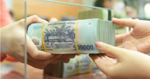 Một ngân hàng tăng lãi suất 2 lần liên tiếp: Điều gì đang xảy ra?