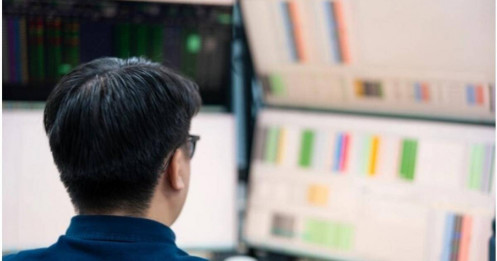 NHNN muốn nâng trần lên 40%: Cổ phiếu ngân hàng nào được chú ý?