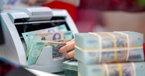Tiền gửi lập kỷ lục hơn 10,7 triệu tỷ đồng