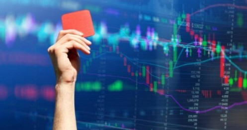 13 cổ phiếu bị đình chỉ giao dịch trên HNX