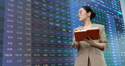 70.000 tỷ đồng "rời" sàn chứng khoán