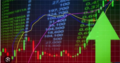 Fed giữ lãi suất cao: TTCK Việt Nam đang chịu áp lực gì?