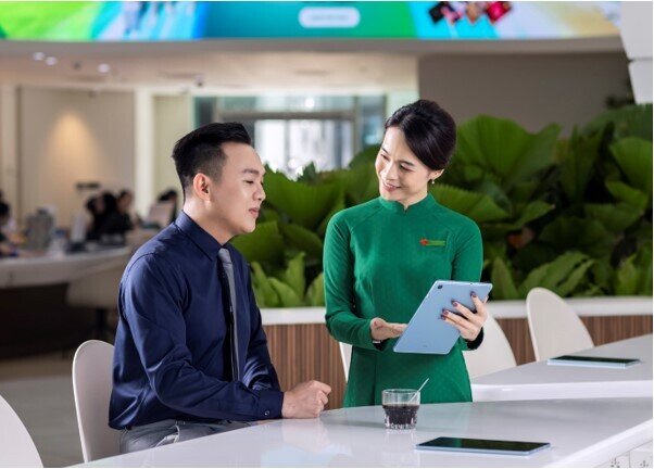 Huy động 2,36 tỷ USD, VPBank được vinh danh Tổ chức phát hành tài chính bền vững tốt nhất Việt Nam