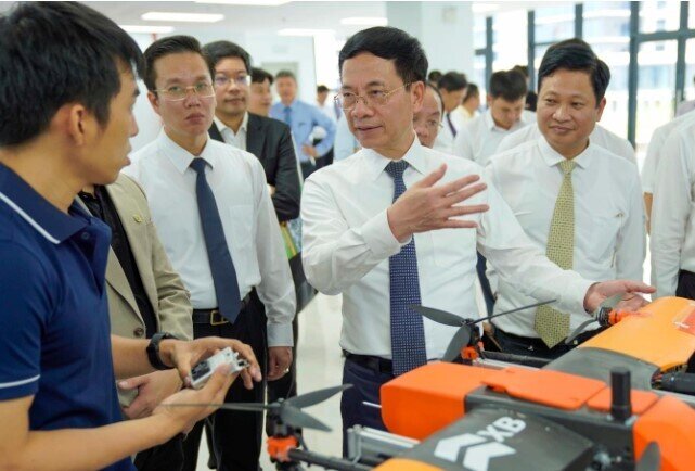 'Việt Nam có thể trở thành trung tâm sản xuất drone của thế giới'