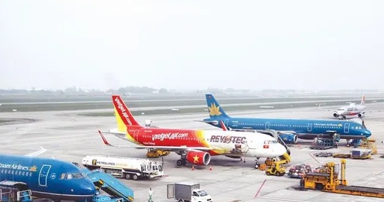 Đề xuất “bơm” 3.553 tỷ hỗ trợ: Miễn loạt phí hàng không, hàng hải để hạ nhiệt giá