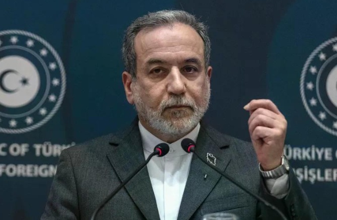 Iran tuyên bố “không tin Mỹ”, sẵn sàng cho chiến tranh trên bộ