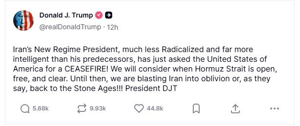 Ông Trump: Iran đề nghị ngừng bắn, nhưng Mỹ sẽ 'đưa họ trở về thời đồ đá' nếu eo biển Hormuz vẫn đóng