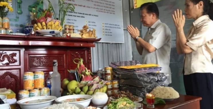 Văn khấn Tết Thanh Minh 2026 trong nhà, ngoài mộ