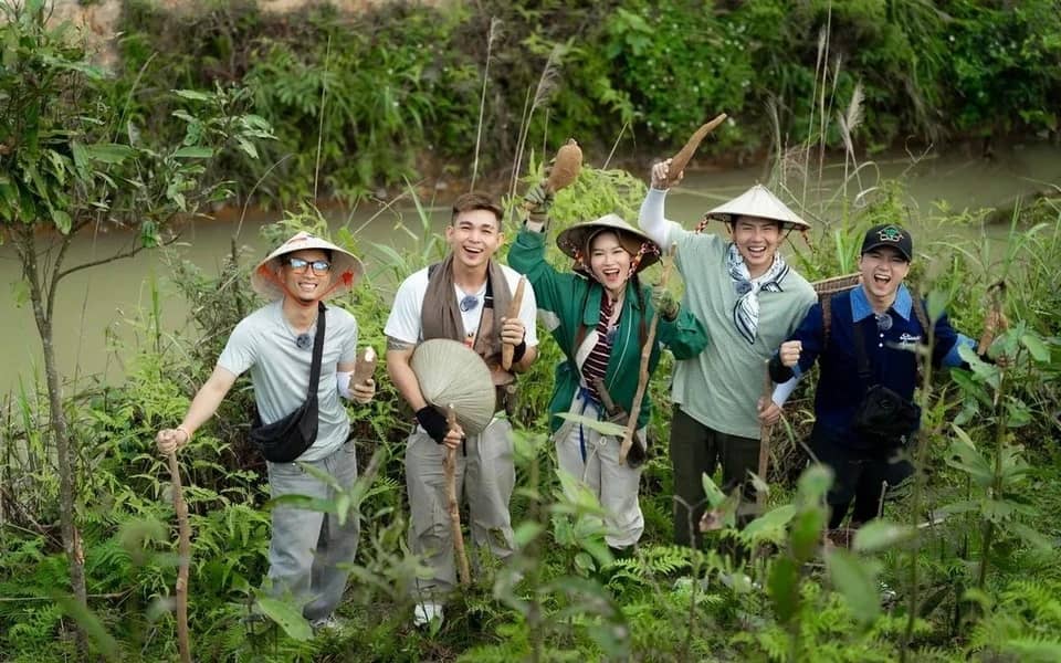 Ván bài tăng vốn nghìn tỷ sau hào quang Gia đình HaHa