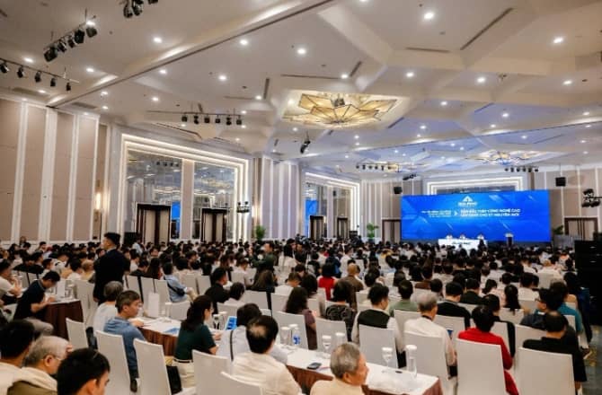 Doanh nghiệp có 300.000 cổ đông: Nếu đi họp đủ, cần bao nhiêu sân vận động?