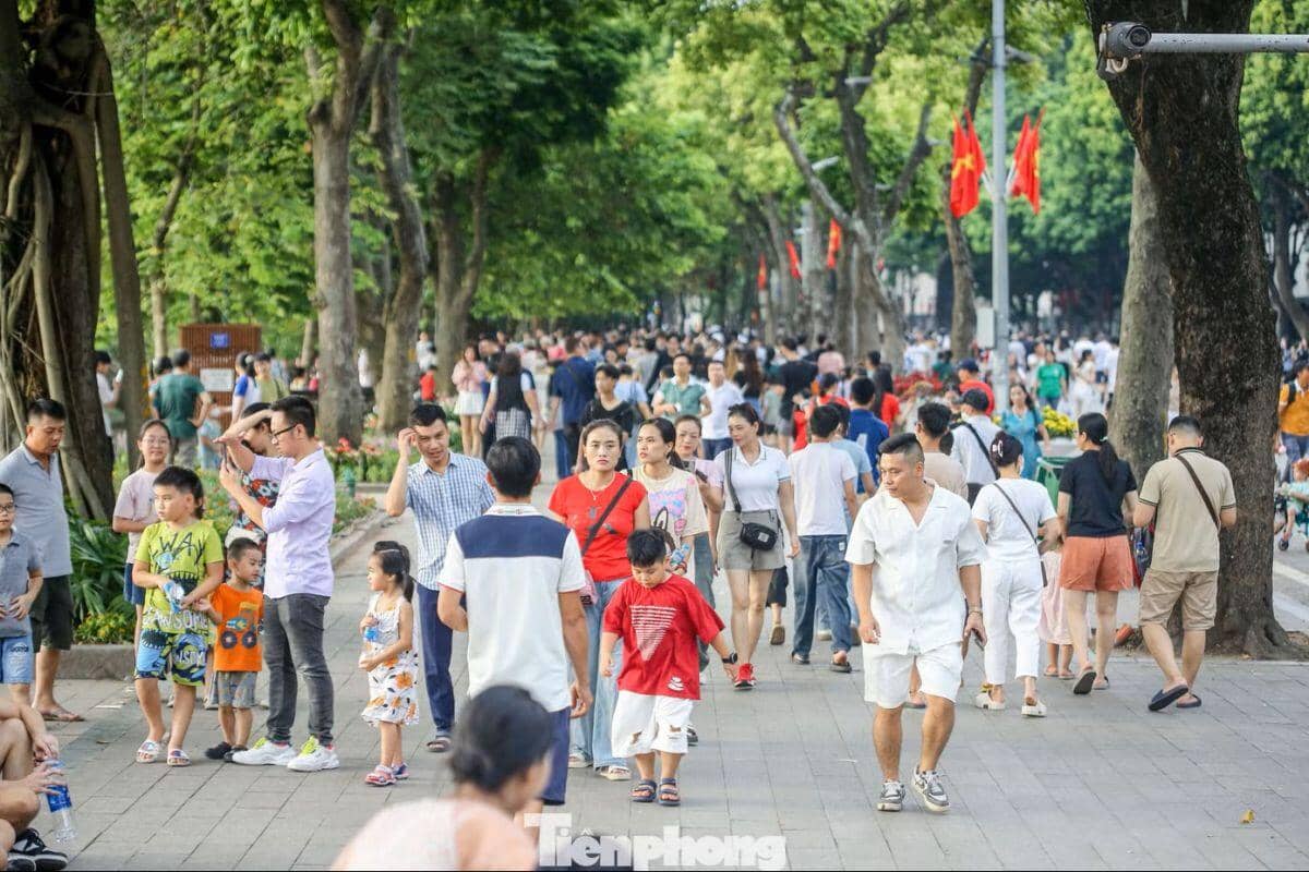 Có nên hoán đổi để nghỉ 9 ngày dịp Giỗ Tổ và 30/4-1/5?