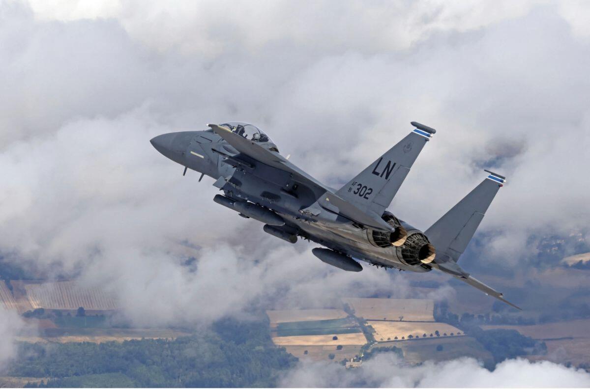 Vụ Iran bắn hạ máy bay 'dội gáo nước lạnh' vào Mỹ