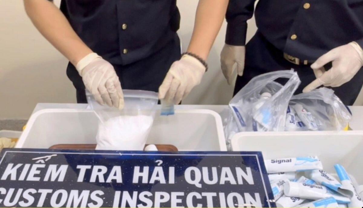 'Cô tiên từ thiện' ở TP HCM vướng lao lý sau đêm tiệc sinh nhật bạn