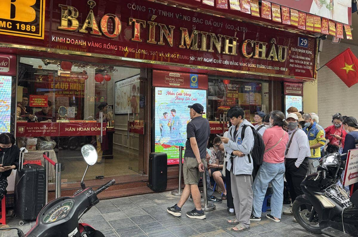 Ai là người đại diện pháp luật của Bảo Tín Minh Châu?