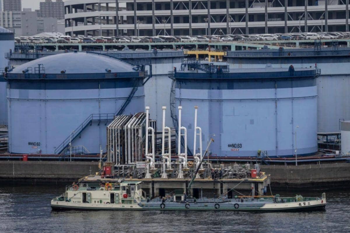 Tàu Nhật “phá băng” Hormuz, Tokyo gấp rút đàm phán với Iran giữa căng thẳng năng lượng