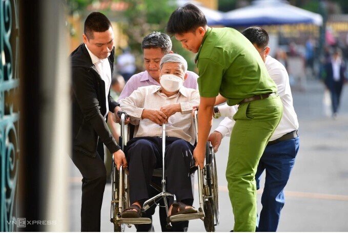 Bà Nguyễn Thị Như Loan ra tòa