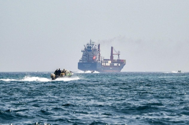 Iran siết chặt Hormuz, tuyên bố “không có ngoại lệ”