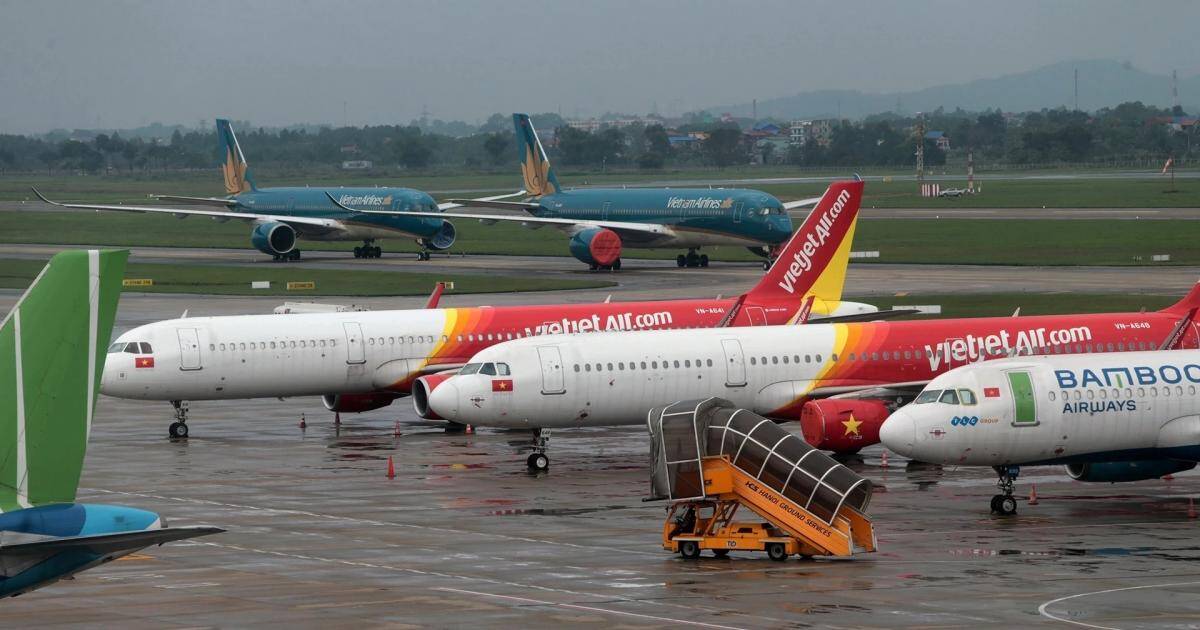 Miễn hàng loạt lệ phí hàng không và hàng hải để "giải vây" cho chi phí logistics