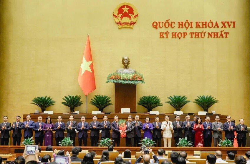 Đại tướng Phan Văn Giang giữ chức vụ Phó Thủ tướng kiêm Bộ trưởng Bộ Quốc phòng