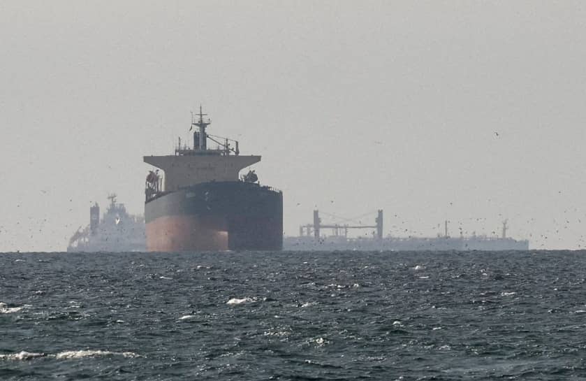 Iran – Oman tính “thu phí qua cửa”: Mỗi tàu 2 triệu USD để đi qua Hormuz?
