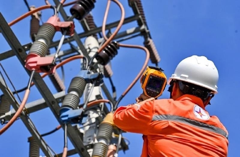 Vì sao EVN muốn bỏ giá điện cạnh tranh?