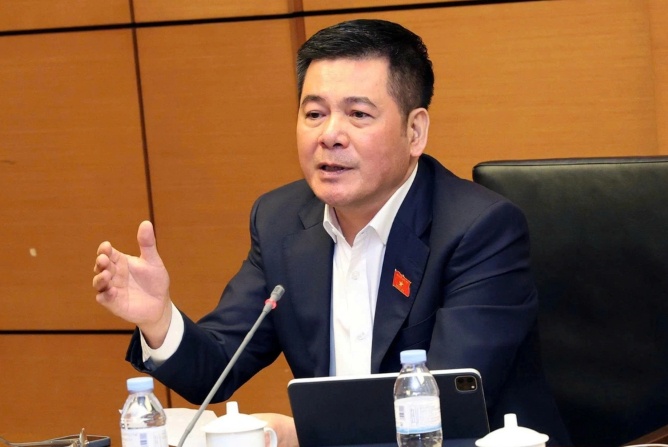 “Vùi tiền trong đất, vàng” – lời cảnh báo đáng chú ý từ Quốc hội