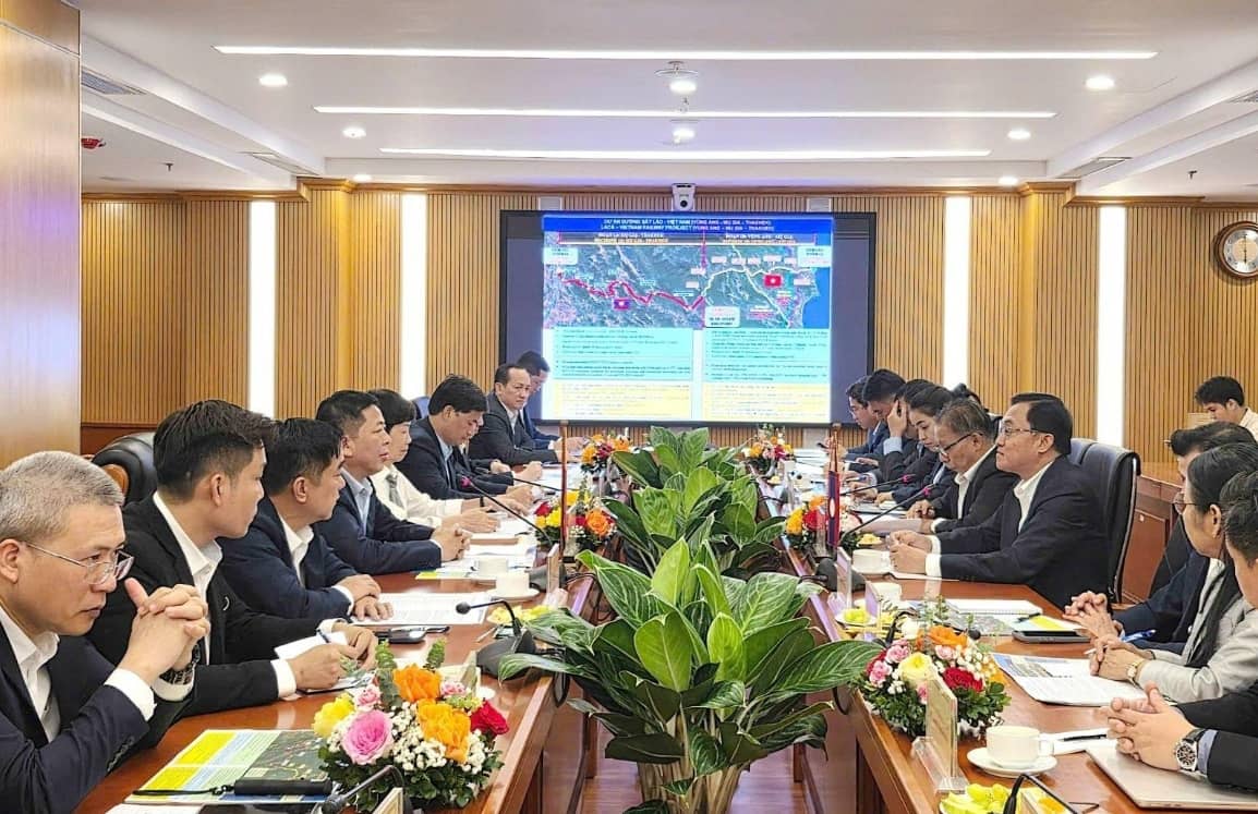 Đèo Cả thúc đẩy triển khai tuyến đường sắt Việt - Lào