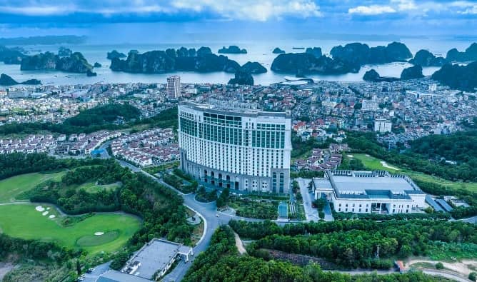 Quảng Ninh yêu cầu giải quyết tồn đọng tại 2 dự án nghìn tỷ của FLC