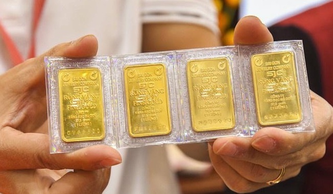 Vàng nội "bốc hơi" mạnh bất chấp đà tăng toàn cầu