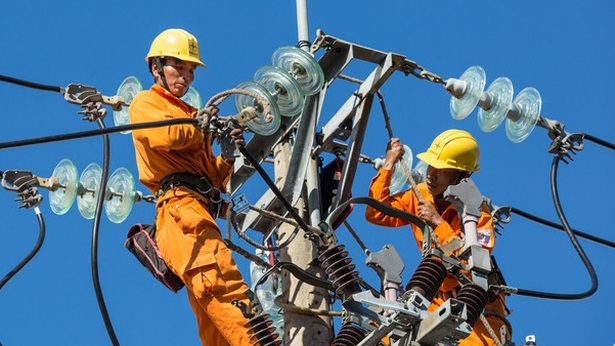 Nhu cầu điện lập kỷ lục ngay đầu mùa nóng