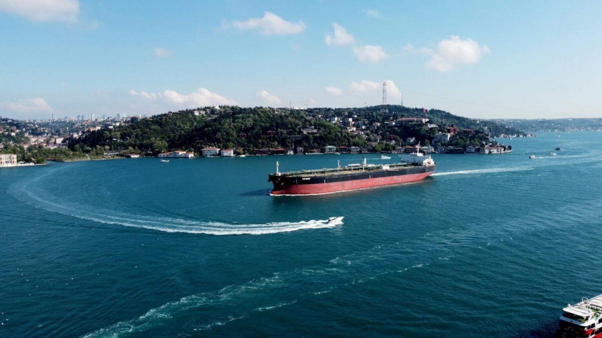 IMF cảnh báo kịch bản kinh tế toàn cầu "rơi tự do"