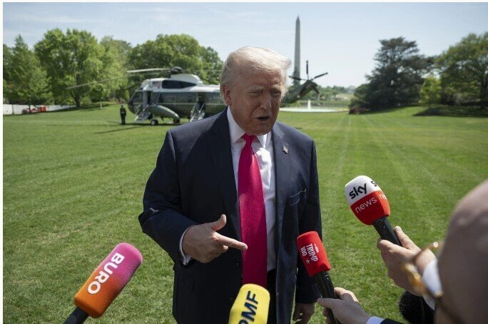 Ông Trump tuyên bố Iran 'đồng ý giao uranium đã làm giàu'