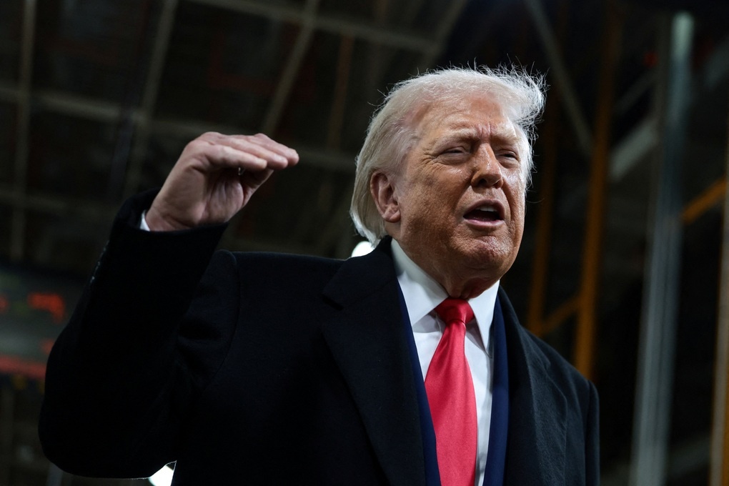 Mỹ sẵn sàng kích hoạt lệnh ném bom Iran?