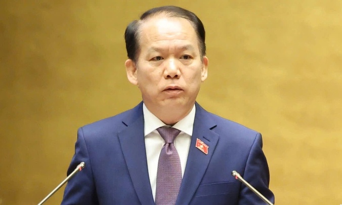 Luật sư công không được cung cấp dịch vụ cho khách hàng ngoài nhà nước