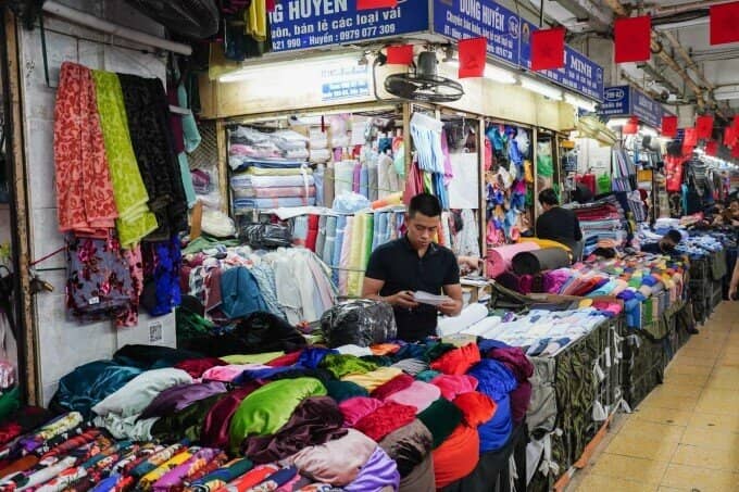 'Cần tăng gấp đôi, chia theo ngành ngưỡng chịu thuế của hộ kinh doanh'