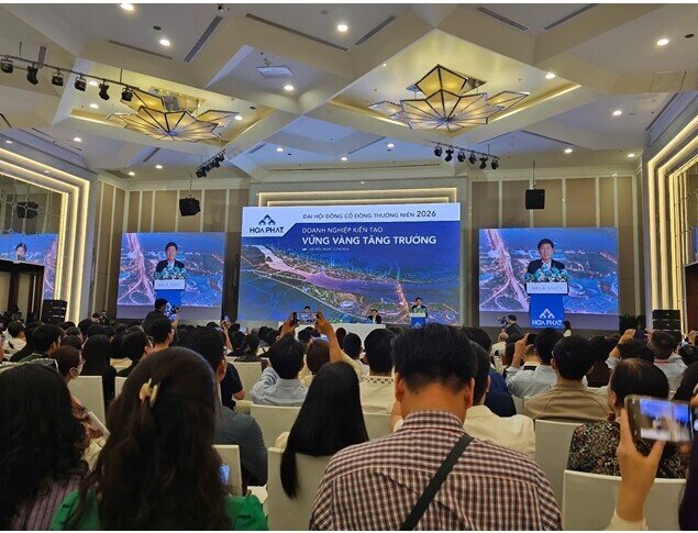 Chủ tịch Trần Đình Long (HPG): Tin đồn bán 10% cổ phần cho đối tác ngoại là không chính xác