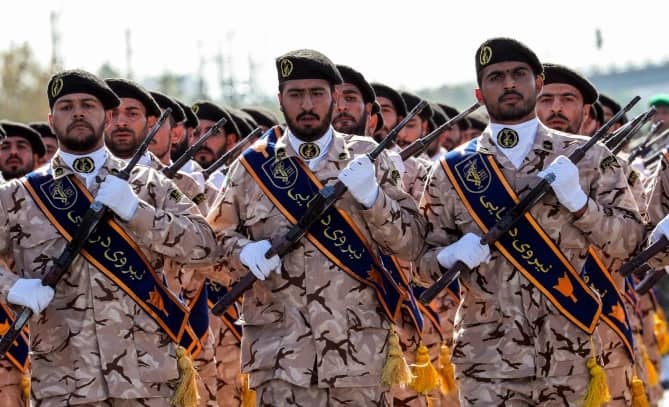 Ahmad Vahidi - 'Cánh tay sắt' quyền lực hàng đầu Iran