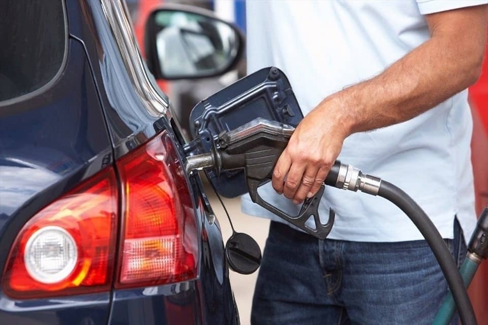 Giá dầu Diesel bốc hơi gần 17.000 đồng, rẻ nhất khu vực