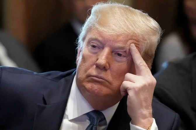 Vì sao ông Trump bất ngờ gia hạn ngừng bắn với Iran chỉ vài giờ trước khi hết hiệu lực?