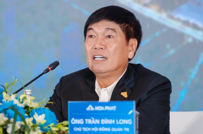 Vì sao các sếp lớn đồng loạt né chuyện khuyên mua cổ phiếu?