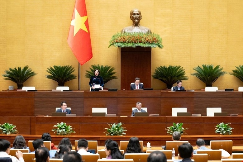 Nới lỏng ngưỡng thuế để nuôi dưỡng nguồn thu dài hạn