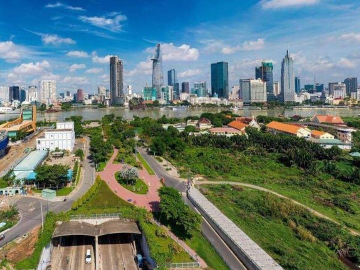 Địa ốc "chững nhịp" vì lãi suất