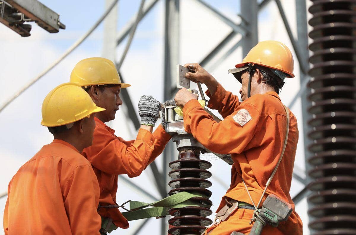 Ngành điện áp giá cao cho khung 17h30 - 22h30