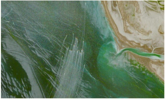 Iran 'rải thêm thủy lôi' ở eo biển Hormuz